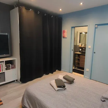 فندق مبيت وإفطار Chambre Privative - Loft1 Descartes لو مان